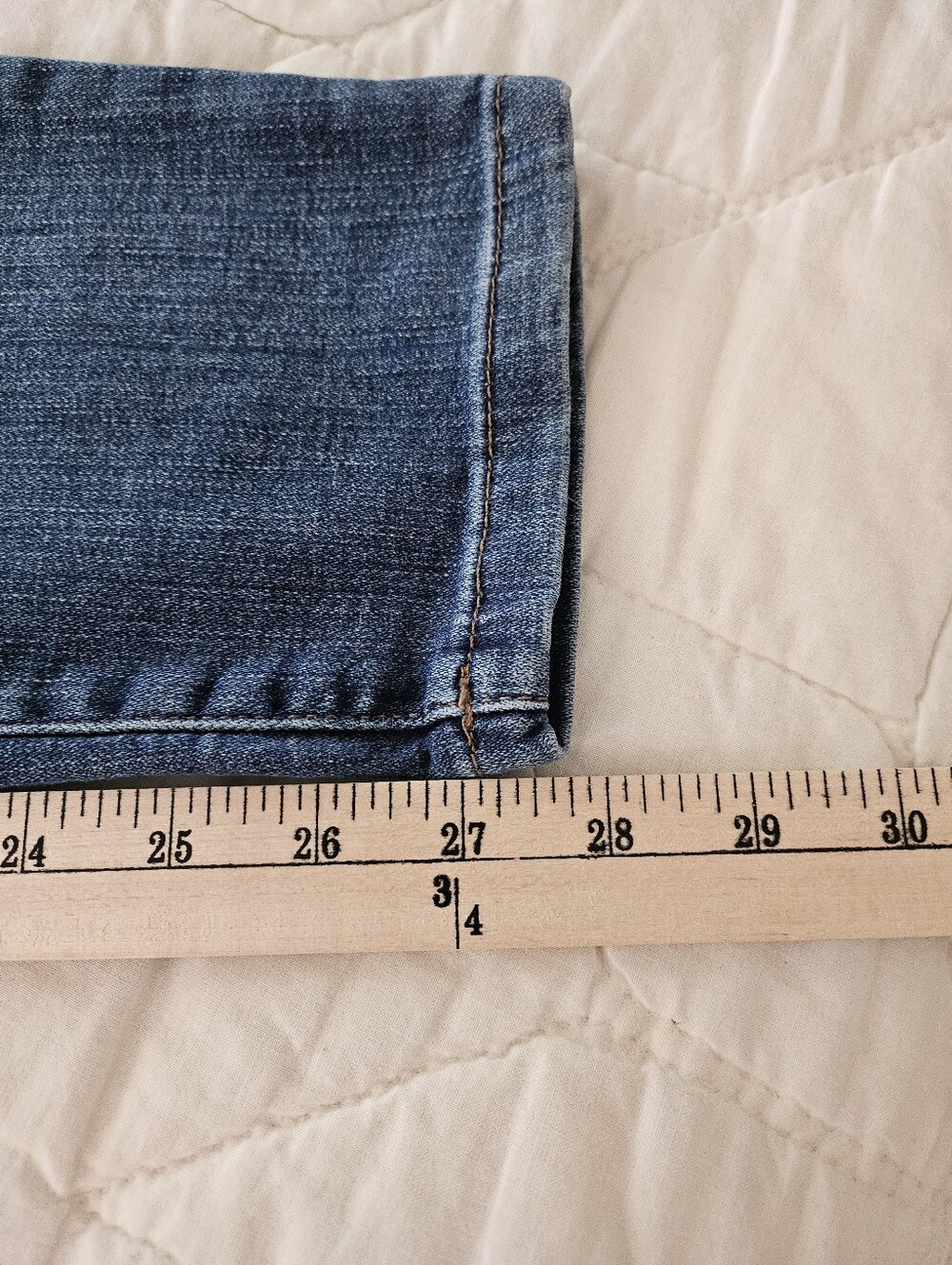 Style & Co. Curvy Skinny Leg- Floral Embroidered Jeans- Size 10 - Picture 6 of 11